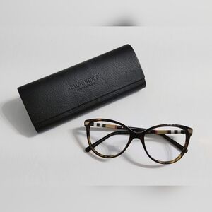 Burberry Tortoiseshell Eyeglasses Frame with Signature Check Temples. 57×16 140